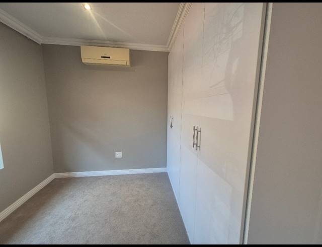 3 BEDROOM APARTMENT FOR SALE IN IZINGA ESTATE